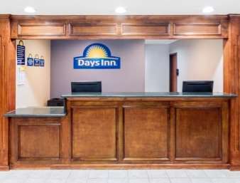 Days Inn By Wyndham Galliano La Interiør bilde